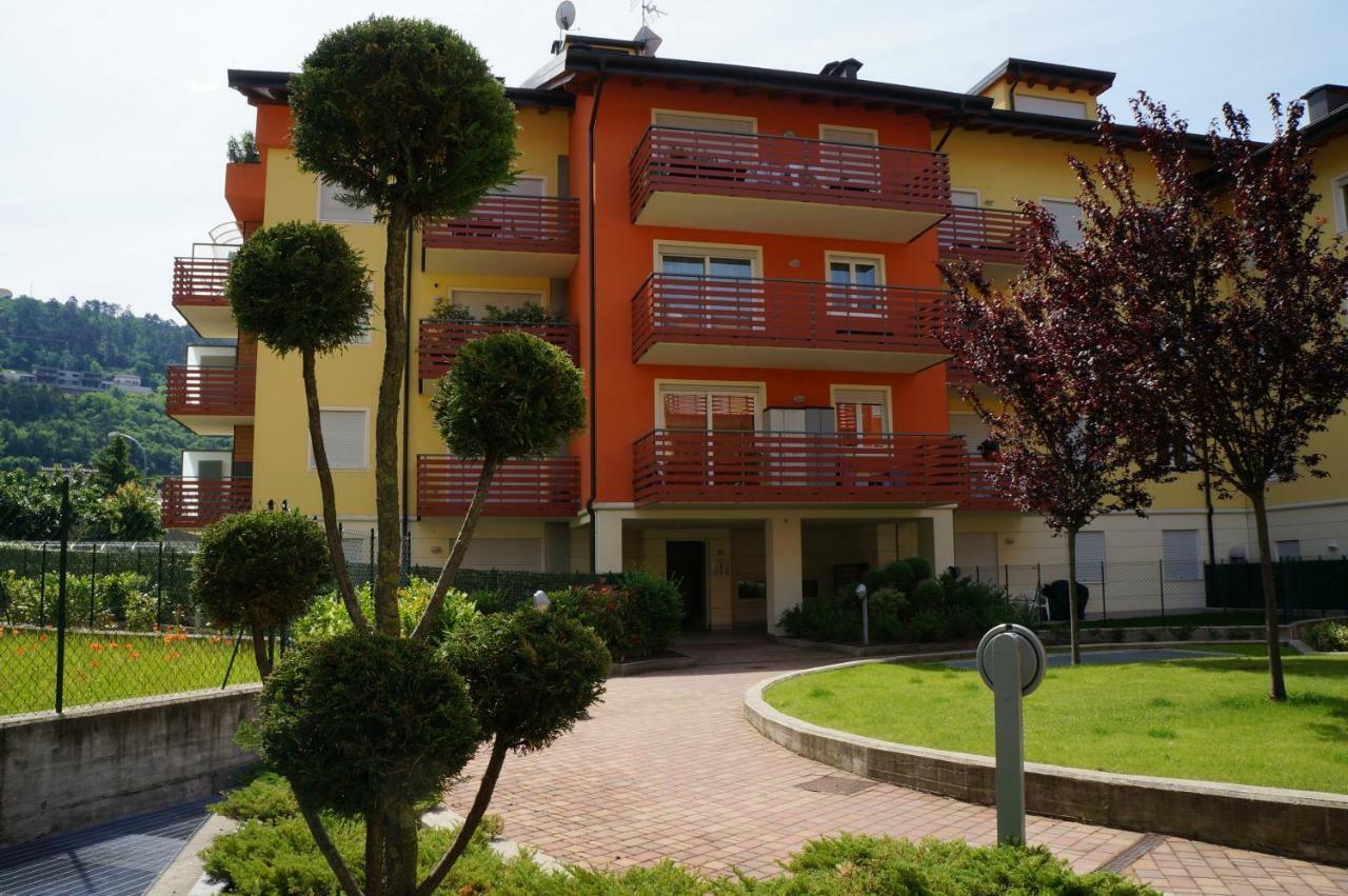 Ca Delle Rose Apartment Rovereto  Bagian luar foto