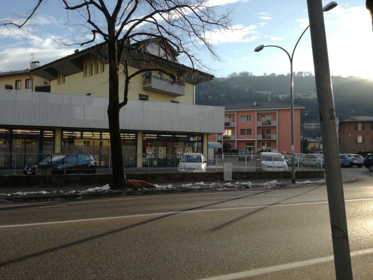 Ca Delle Rose Apartment Rovereto  Bagian luar foto