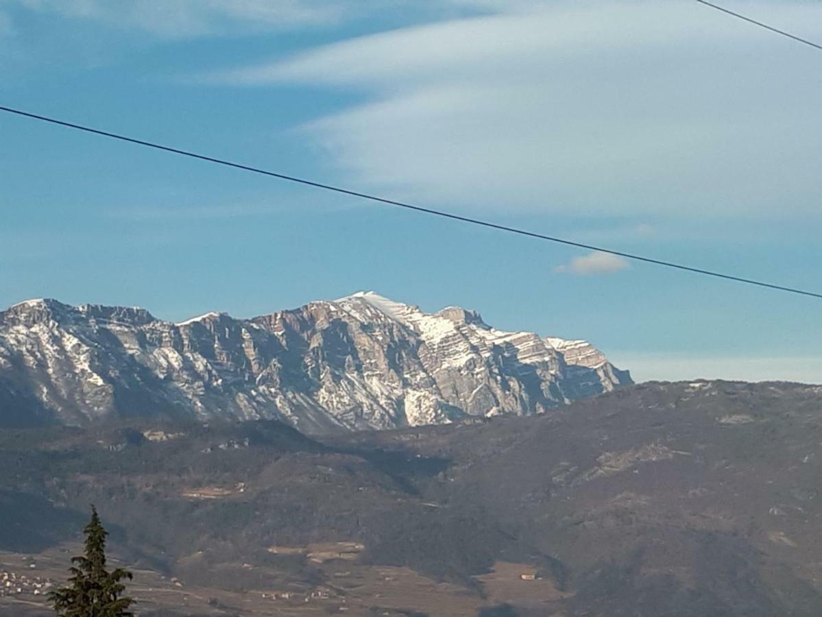 Ca Delle Rose Apartment Rovereto  Bagian luar foto